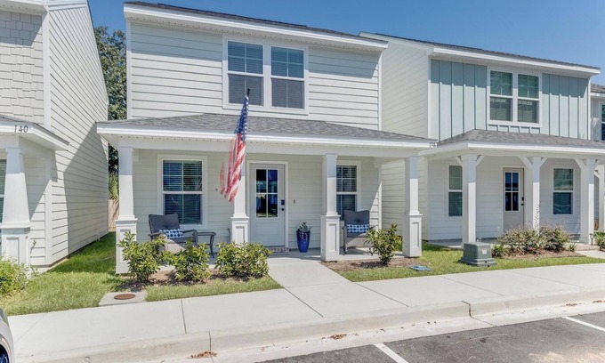 Biloxi Casa | Cutest Cottage on the Beach!