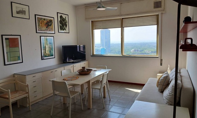 Milano Marittima Apartamento | CV011 - Milano Marittima, sea front three-room apartment with exclusive view