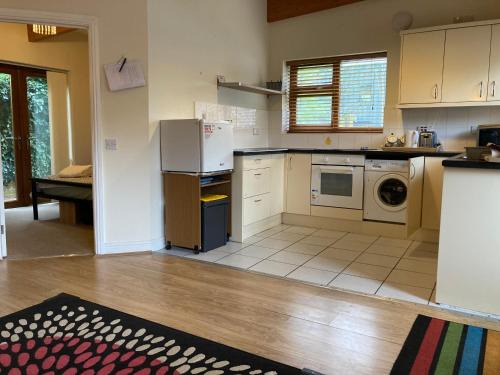 Rugby Apartamento | CV225AA 1 Bedroom-Near Rugby School-Ground Floor-WiFi-Self Check In