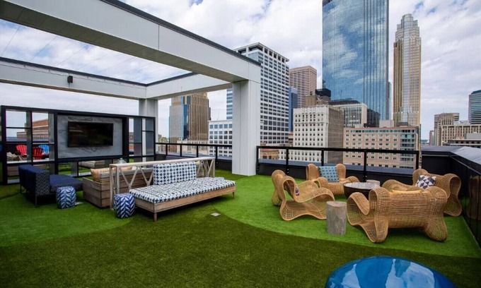 Downtown Minneapolis Apartamento | CW | Studio | Sky Lounge | Rooftop Pool | Gym | K
