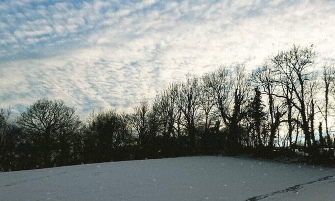 Carmarthen Otro | Cwmderi, a green valley.