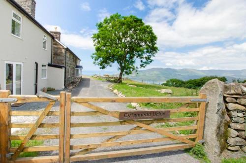 Arthog Casa | Cyfannedd Uchaf