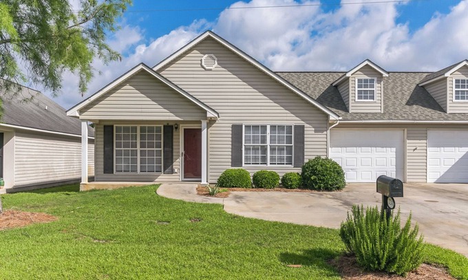 Tifton Casa | Cypress #124 I Private Duplex Home