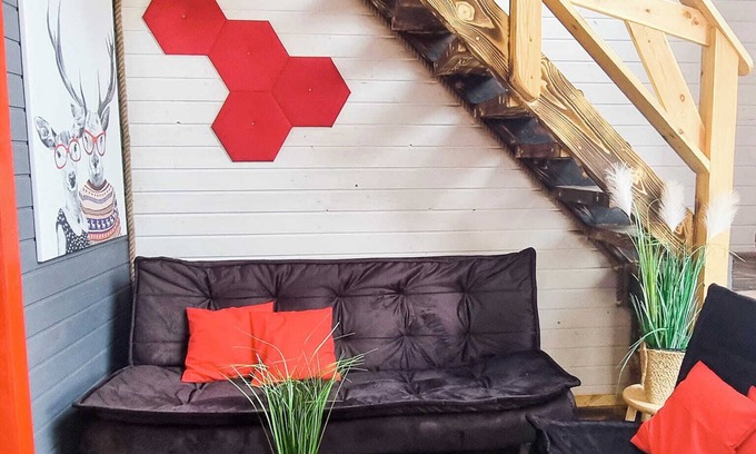 Zachelmie Casa | Czerwona stodoła w modern stylu. Zapraszamy do naszego świata barw i pomysłów.