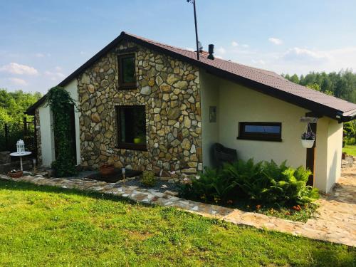Boleslaw Casa | Czytelnia w Sadzie