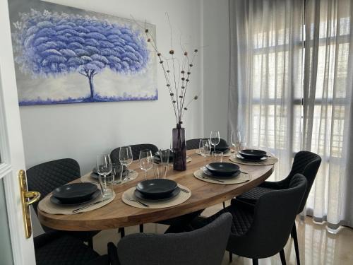 Distrito Sur Apartamento | Dúplex Mezquita (Parking privado gratis)