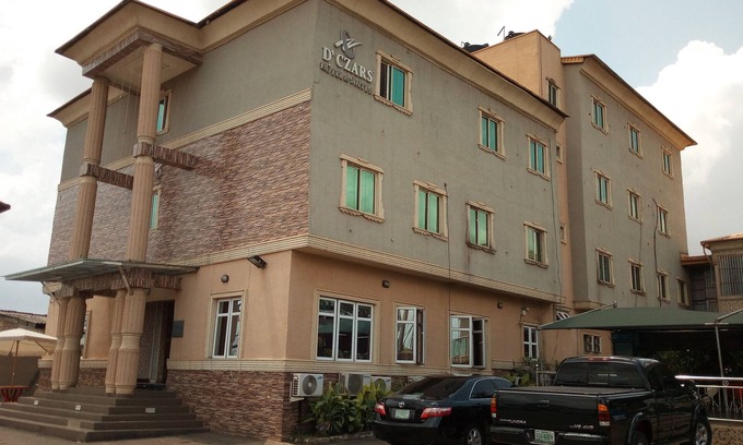 Ota Hotel | D'Czars Hotel & Suites