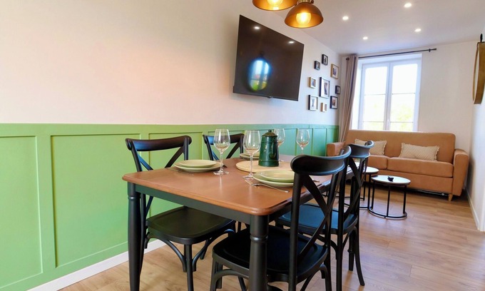 Carentan Apartamento | D-DAY SUITES:Liberty 35m²/Centre Ville/4 pers/2min from train station/15min from Utah Beach