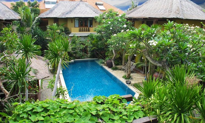 Downtown Kuta Complejo | D'Sriwing Villa Gallery