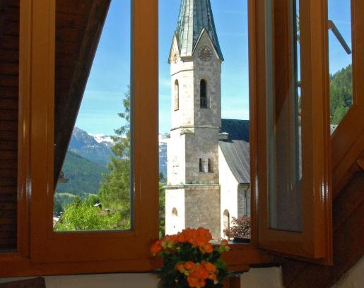 Russbach am Pass Gschuett Apartamento | Dachstein West Hotel GmbH-Kirchenwirt Russbach
