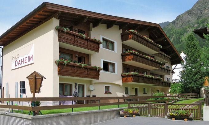 Plangeross Apartamento | Daheim – Wildspitz by Interhome