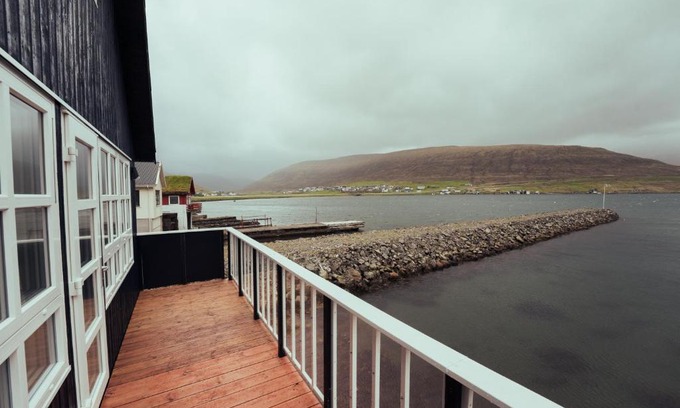 Streymoy Casa | Dahlastova/Stunning Boathouse/Bay View/3BR