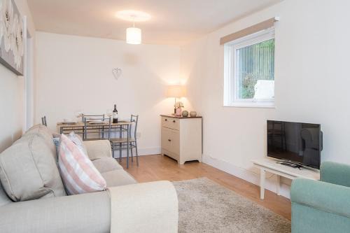 Whitland Casa | Daisy Cottage