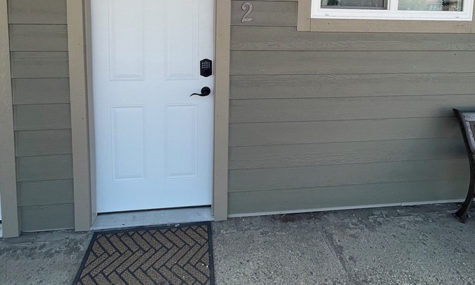 Faulkton Casa | Dakota Landing Cabins & Motel: Room #2-Cozy, newly remodeled motel room