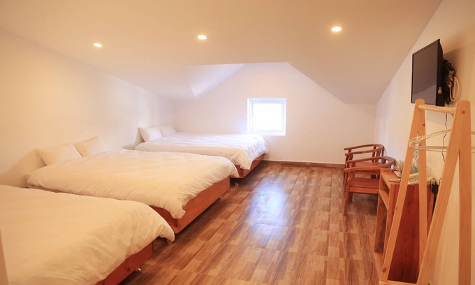 Da Lat Hotel | DaLat Kaki House - 3 camas king