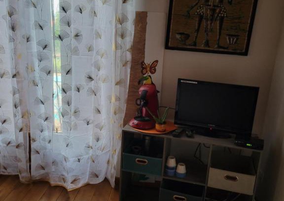 Craponne-sur-Arzon Cama Y Desayuno | Damarie