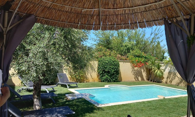 Pernes-les-Fontaines Casa | Dame Tartine - Piscine privée