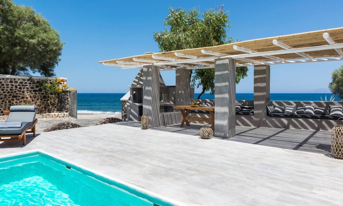 Kamari Villa | VILLA DE LUJO FRENTE AL MAR DAMMA