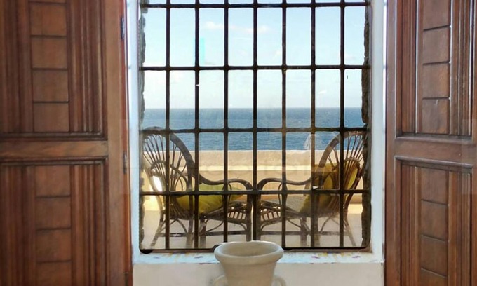 Pantelleria Villa | Dammuso primera línea de playa con impresionantes vistas de atardeceres inolvidables