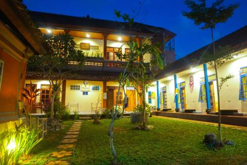 Peliatan Cama Y Desayuno | Damuh Guest House