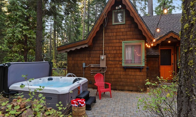 Timberland Cabina | Dancing Cubs Camp - Updated, Dog Friendly, Hot Tub