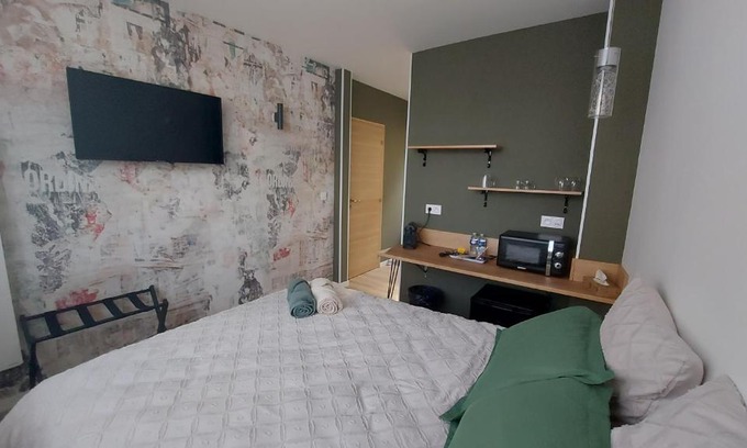 Nogent-le-Rotrou Apartamento | Dandy - chambre tout confort centre-ville Nogent-le-Rotrou