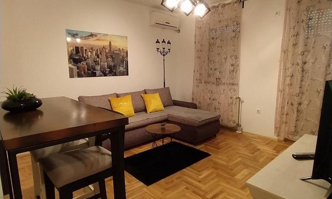 Petrovaradin Apartamento | Daniris apartman