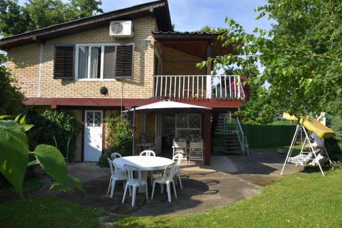 Novi Sad Casa | Danube River house