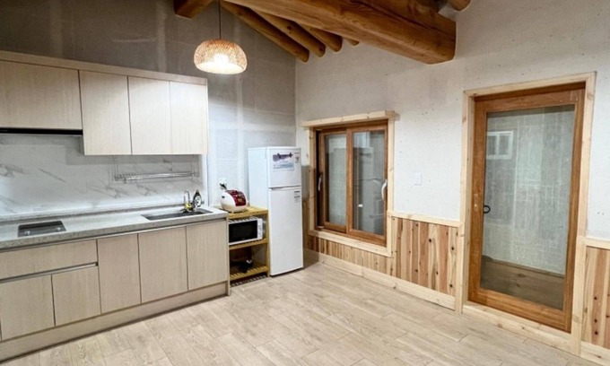 Danyang Casa | Danyang Danyangjeong Hanok Pension