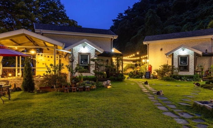 Danyang Casa | Danyang Pulkkotnamu Pension