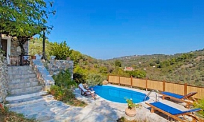 Skopelos Cabaña | DAPHNE COTTAGE PISCINA PRIVADA UBICACIÓN PACÍFICA A 5 MINUTOS EN COCHE DE LA PLAYA