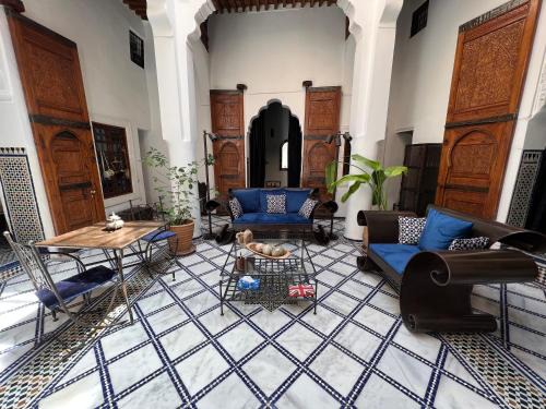 Layoun Casa | Dar Faracha Fes