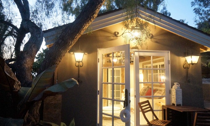 Los Angeles Casa | Darling Guesthouse in the Hills+ Private Patio