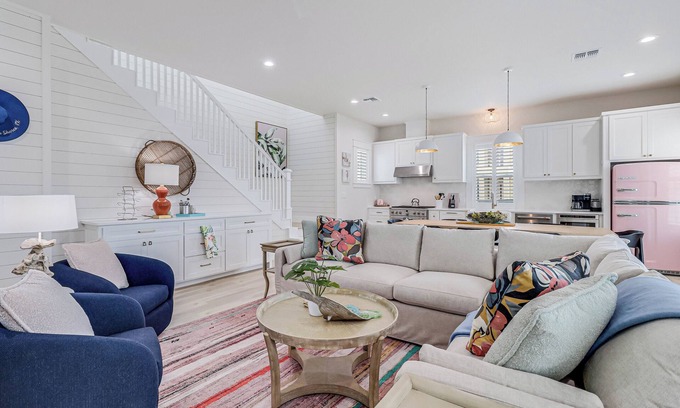 Port Aransas Cabaña | Darling Home w/ Cottage Details+Great Amenities at Cinnamon Shore South
