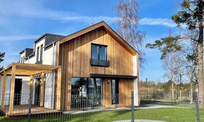 Pruchten Casa | DarssAhoi 1A Summary: