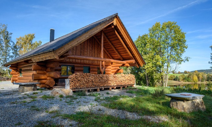 Borovany Cabina | Das neu Gebaute Blockhaus, Befindet Sich in Einer Wunderschönen Landschaft