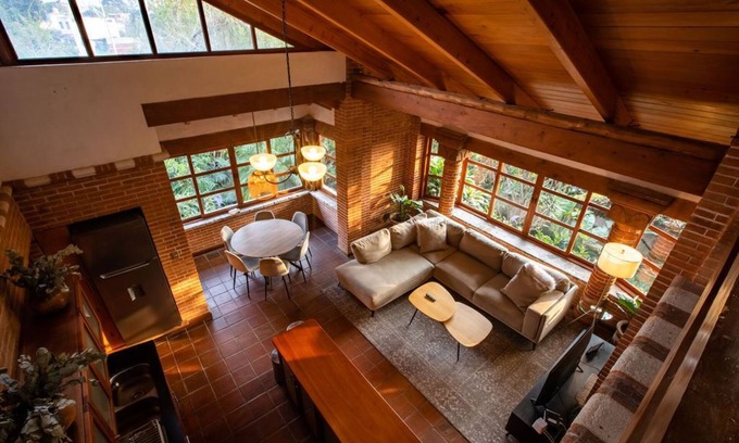 Panajachel Casa | David's Den Guatemala