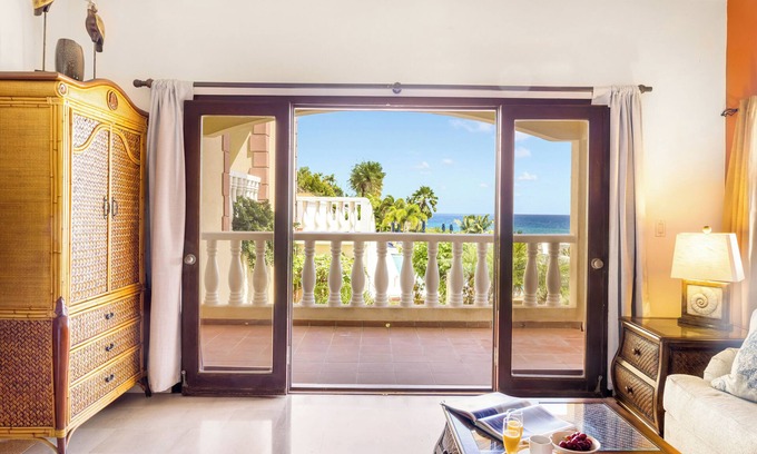 Oyster Pond Condominio | Dawn Beach Killer Ocean View !! Luxury 2 BR Condo
