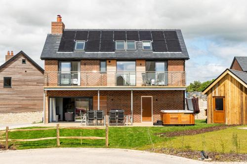 Holworth Casa | Dawn Lighthouse SV10 Silverlake Dorset