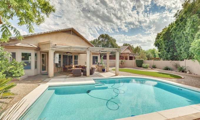 Fletcher Heights Casa | Day Trip to Dtwn Phoenix: Peoria Retreat w/ Pool