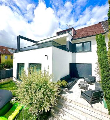Weststadt Apartamento | Day Young Life 1 or 2 Aparts