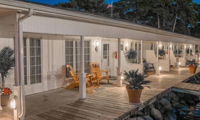 Ocean Pines Casa | Daybreak Cottage at the Inn on Turville Creek
