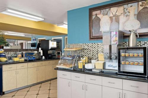 Conway Hotel | Days Inn by Wyndham Conway