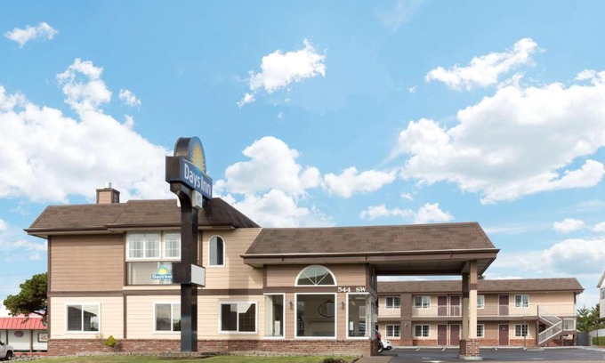 Newport Hotel | Days Inn by Wyndham Newport OR