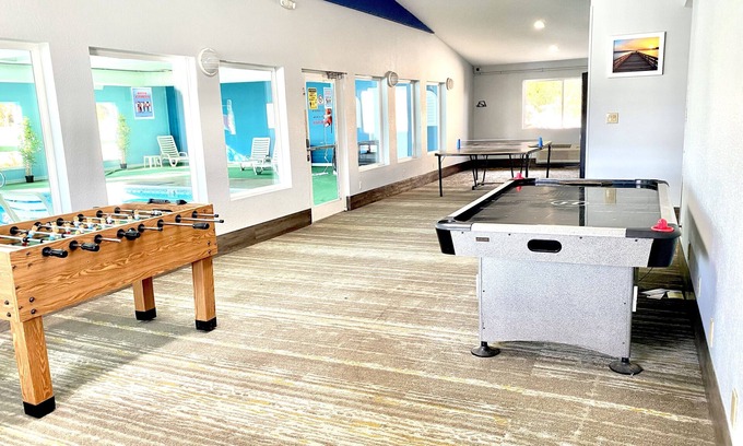Osage Beach Hotel | Days Inn by Wyndham Osage Beach Lake of the Ozarks