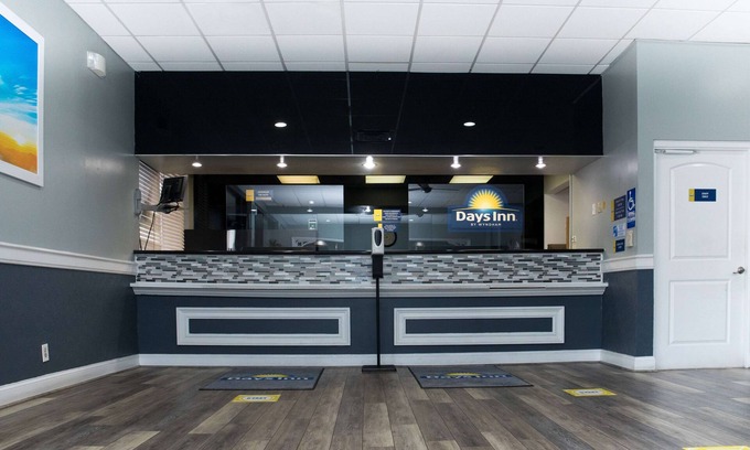 Stuart Hotel | Days Inn by Wyndham Stuart