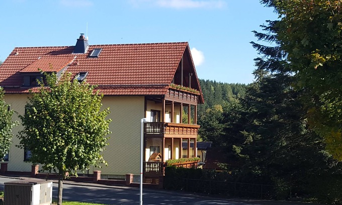Finsterbergen Apartamento | vivienda de confort moderno en la ciudad balneario en el Rennsteig
