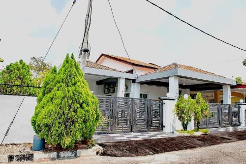 Central Seberang Perai Casa | De Luma Alma 9 bedroom with 8 bathroom