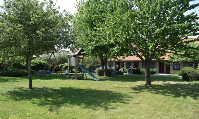 Langemark-Poelkapelle Apartamento | DE MEIBOOM vakantiehoeve tot 21 pers