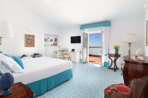 Scala Casa | De Pando Panoramic Suites 1096